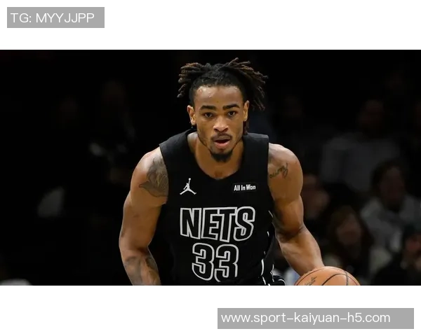 克拉克斯顿表现出色两双数据助力球队赢得胜利贡献10分11篮板3助攻2盖帽 克拉克斯顿表现出色两双数据助力球队赢得胜利贡献10分11篮板3助攻2盖帽